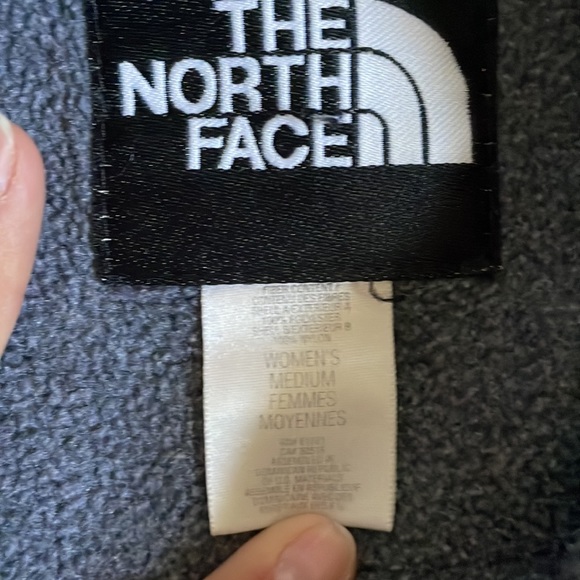 🥳 NORTH FACE Gray Denali Polartec Vented Fleece Jacket Sweater - Picture 2 of 3